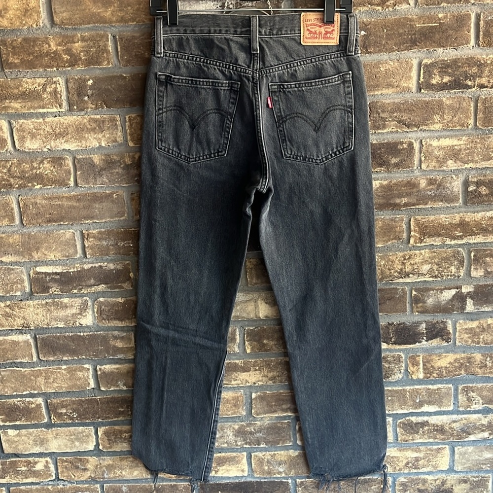 Levi's Black Ankle & Cropped Jeans